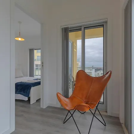 A-mo By Trip2portugal * Sesimbra