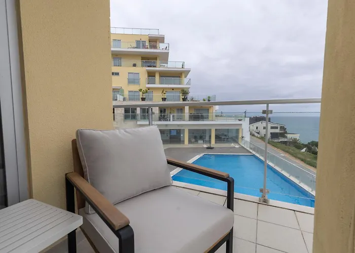 A-mo By Trip2portugal