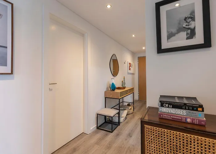 A-mo By Trip2portugal *