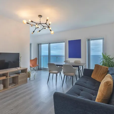 A-mo By Trip2portugal * Sesimbra