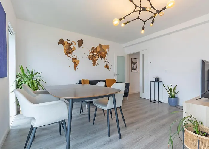 A-mo By Trip2portugal